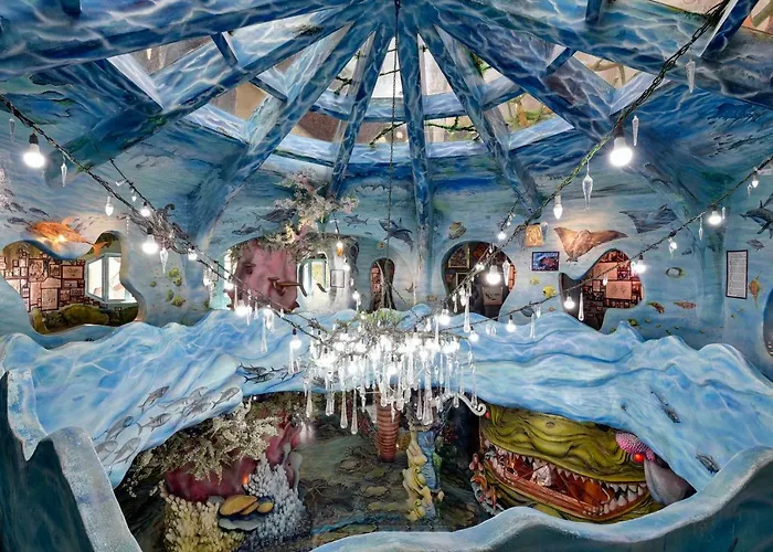 Crazy House